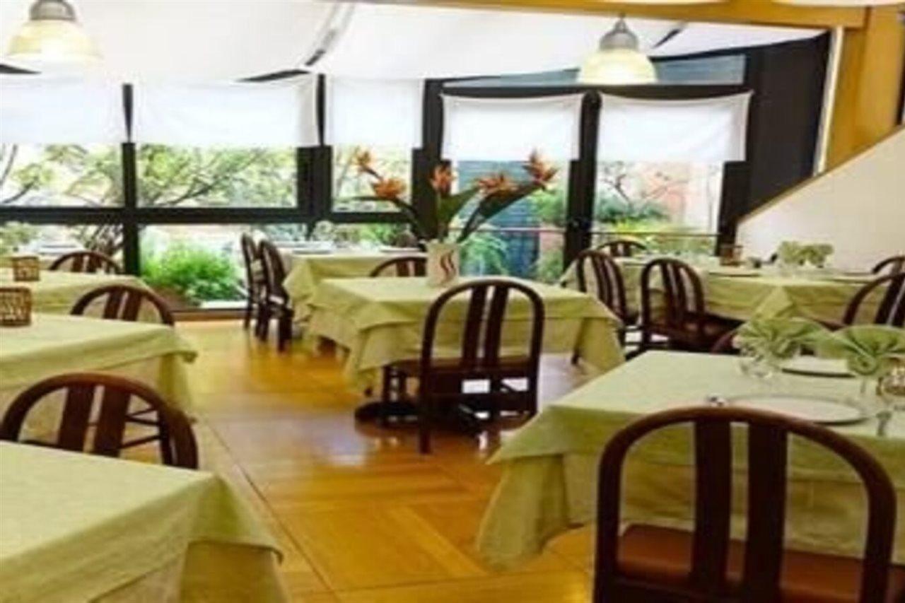 Hotel Garibaldi Finale Ligure Exterior photo