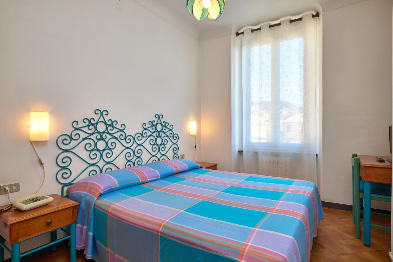 Hotel Garibaldi Finale Ligure Exterior photo